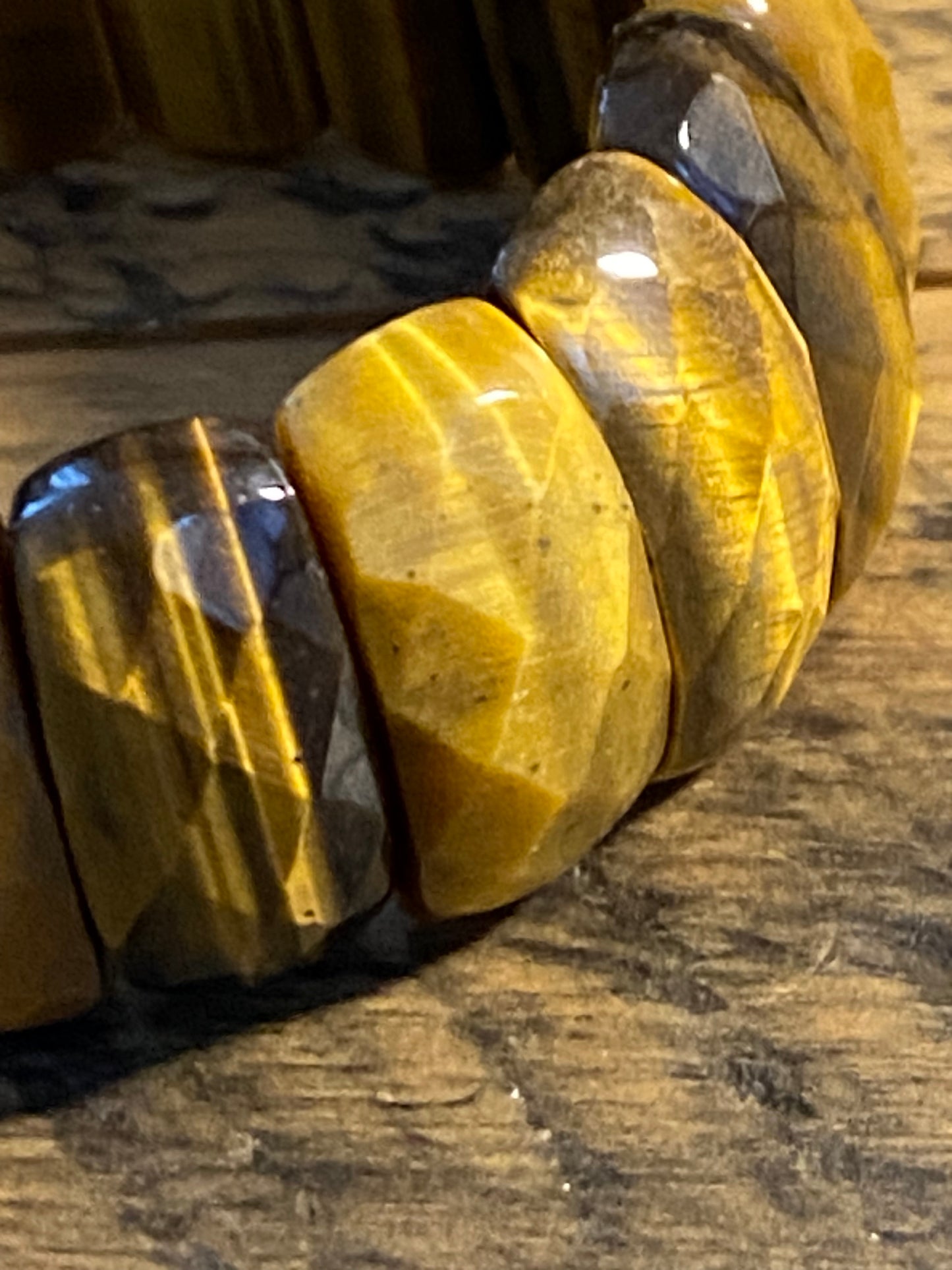 Faceted Tigers Eye Stretch Bracelet
