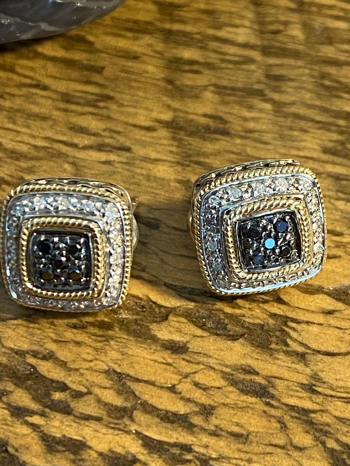 EFFY Diamond Pavé Post Earrings