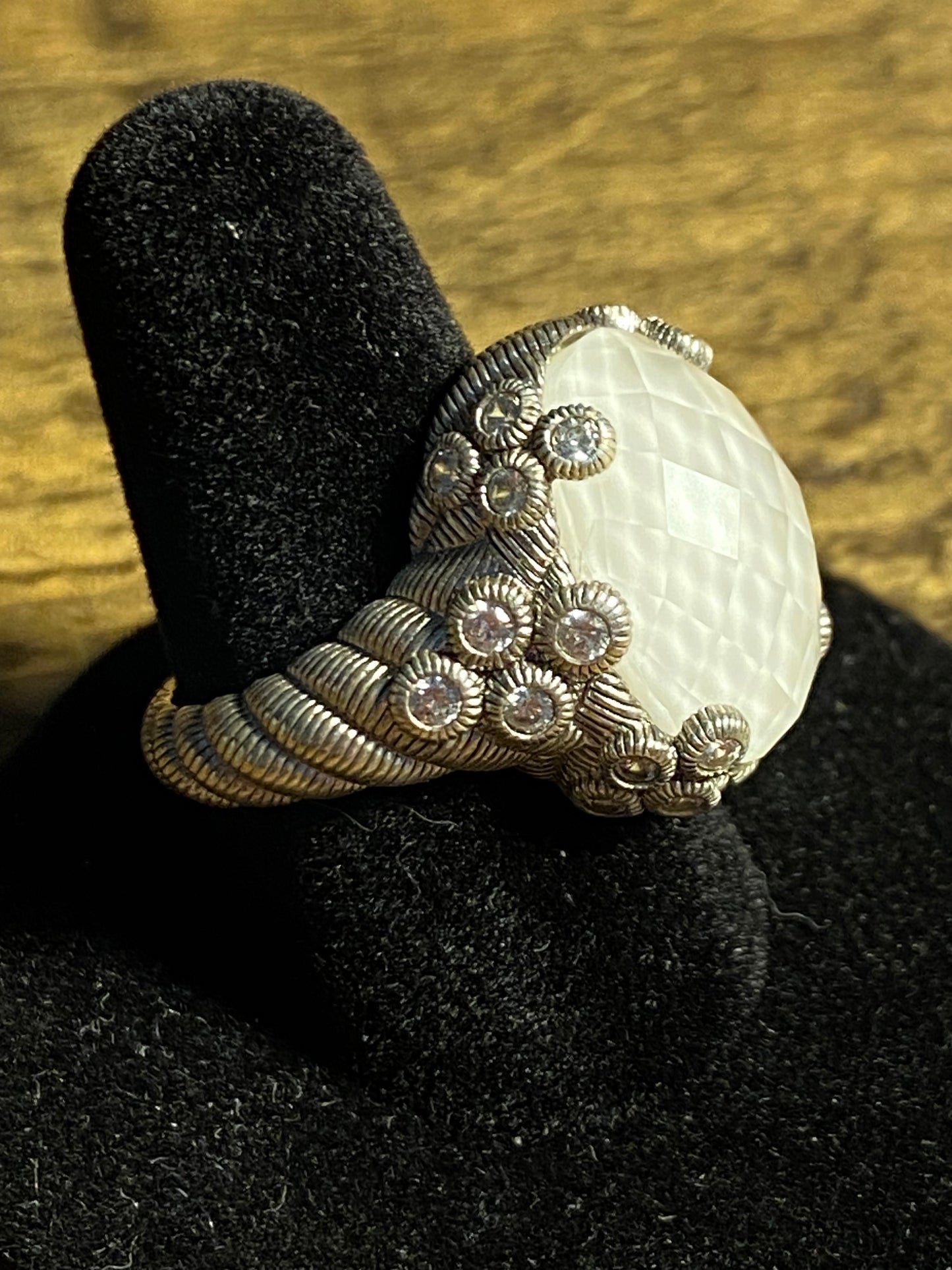 Judith Ripka Clear Quartz/White Agate/925 Ring Size 7.25