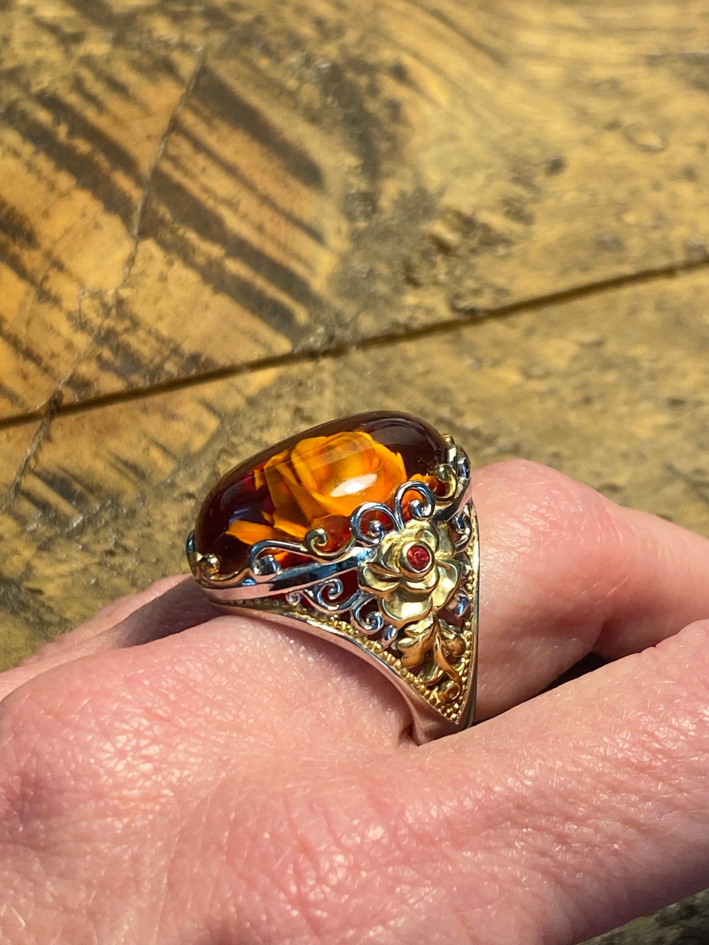 EnVogue Carved Amber Rose Ring