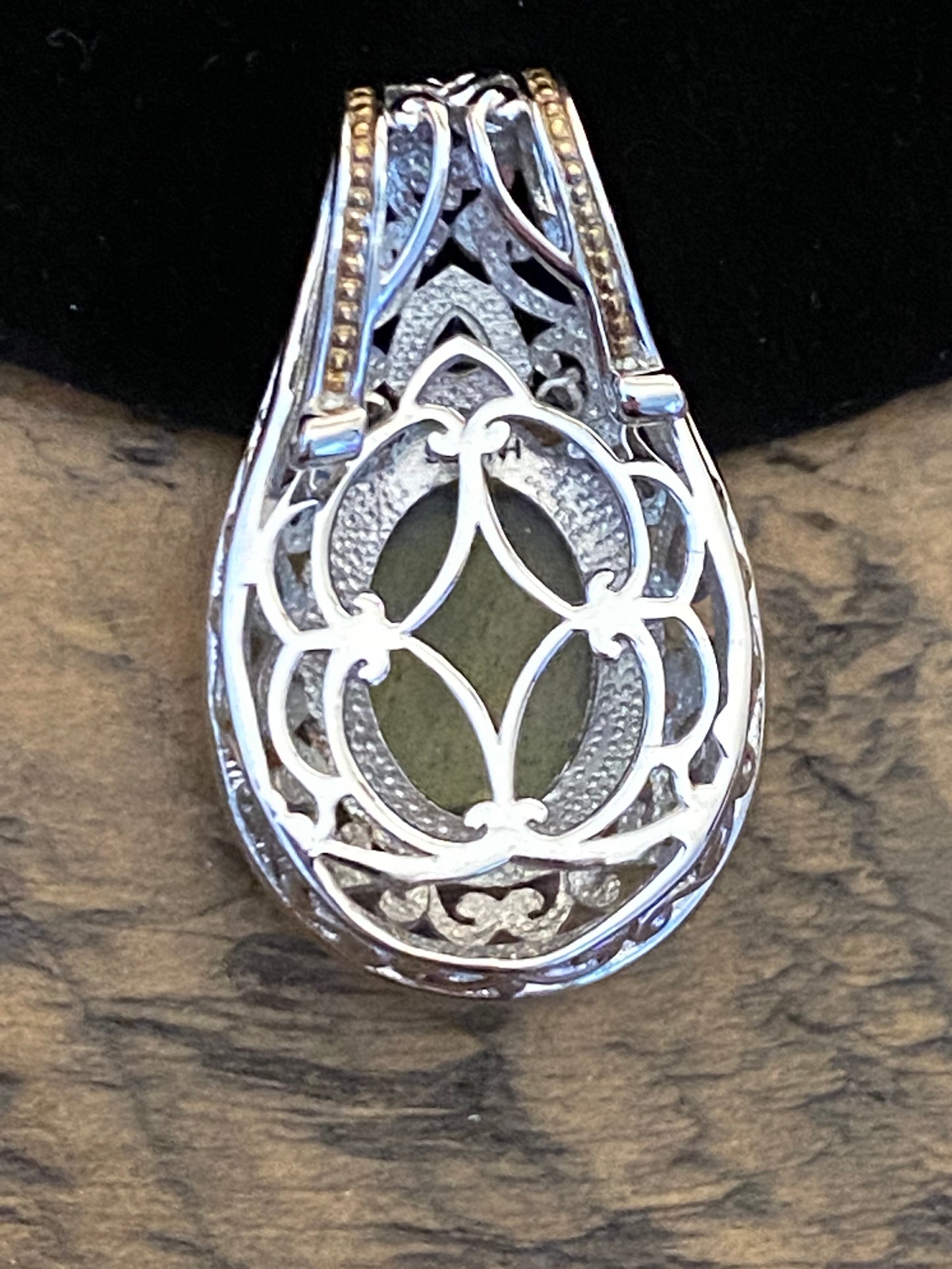 Michael Valitutti 925/Gold Pendant w Labradorite and London Blue Topaz